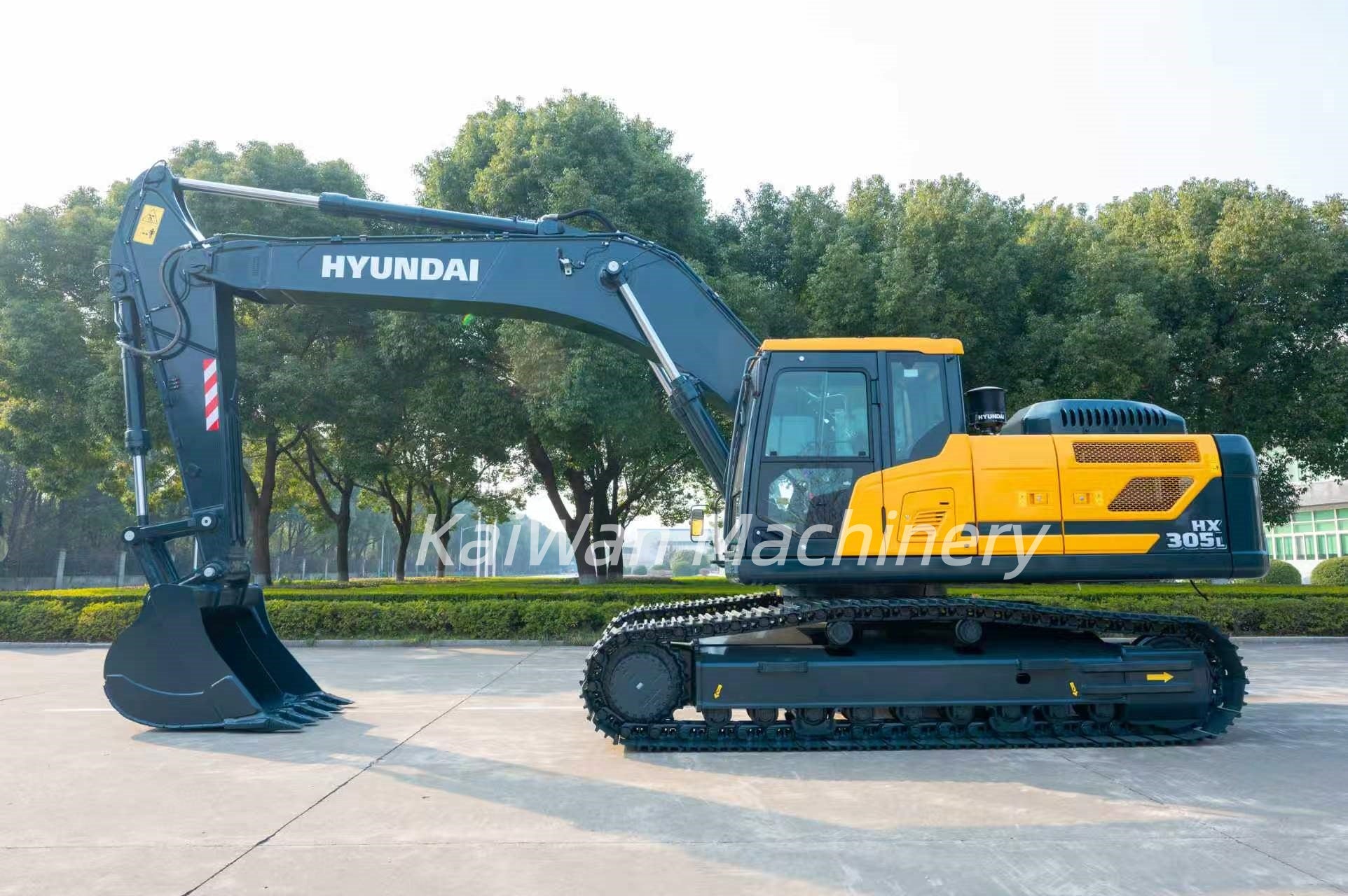 New HYUNDAI HX305L Excavator