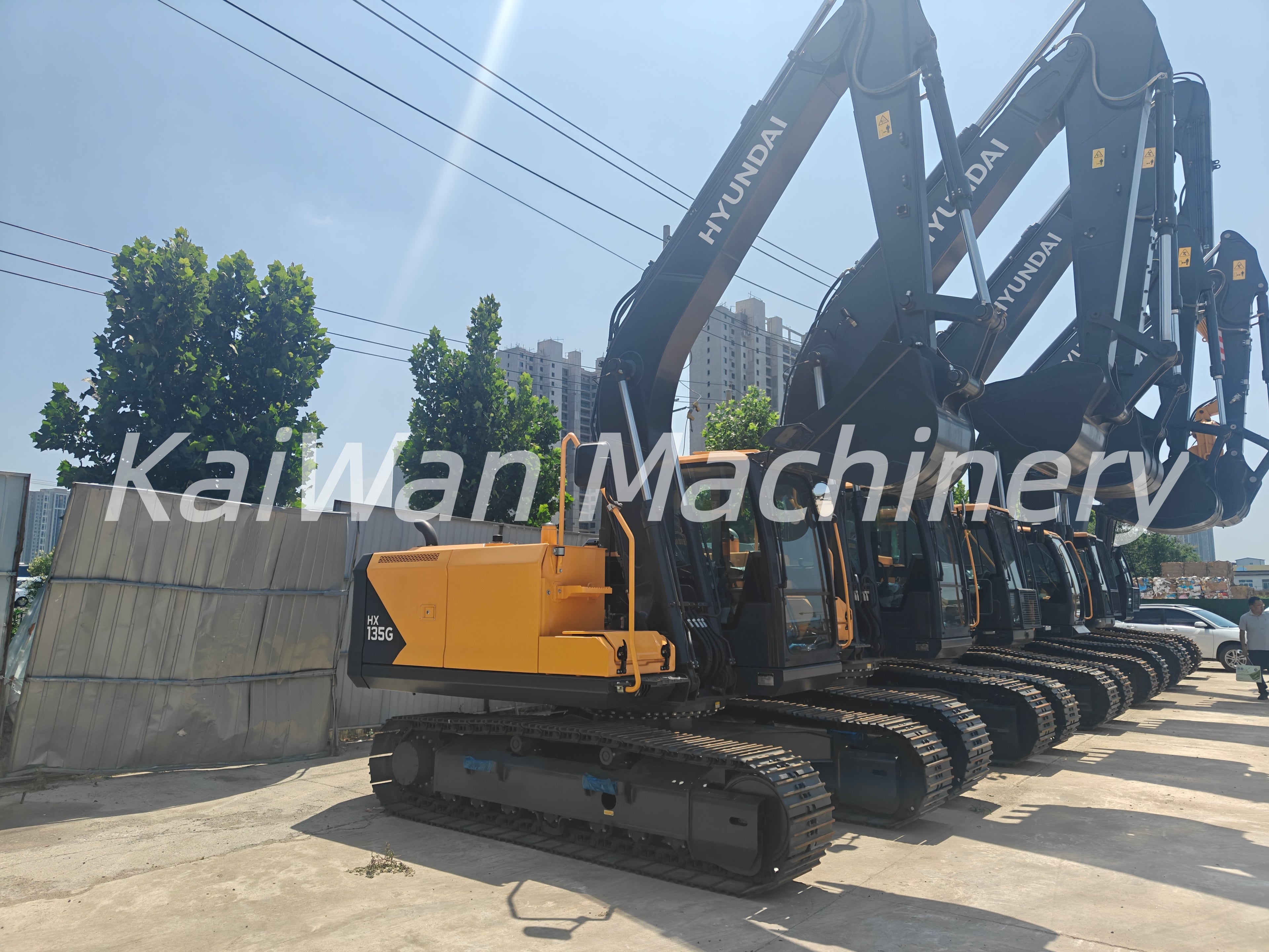 New HYUNDAI HX135G Excavator