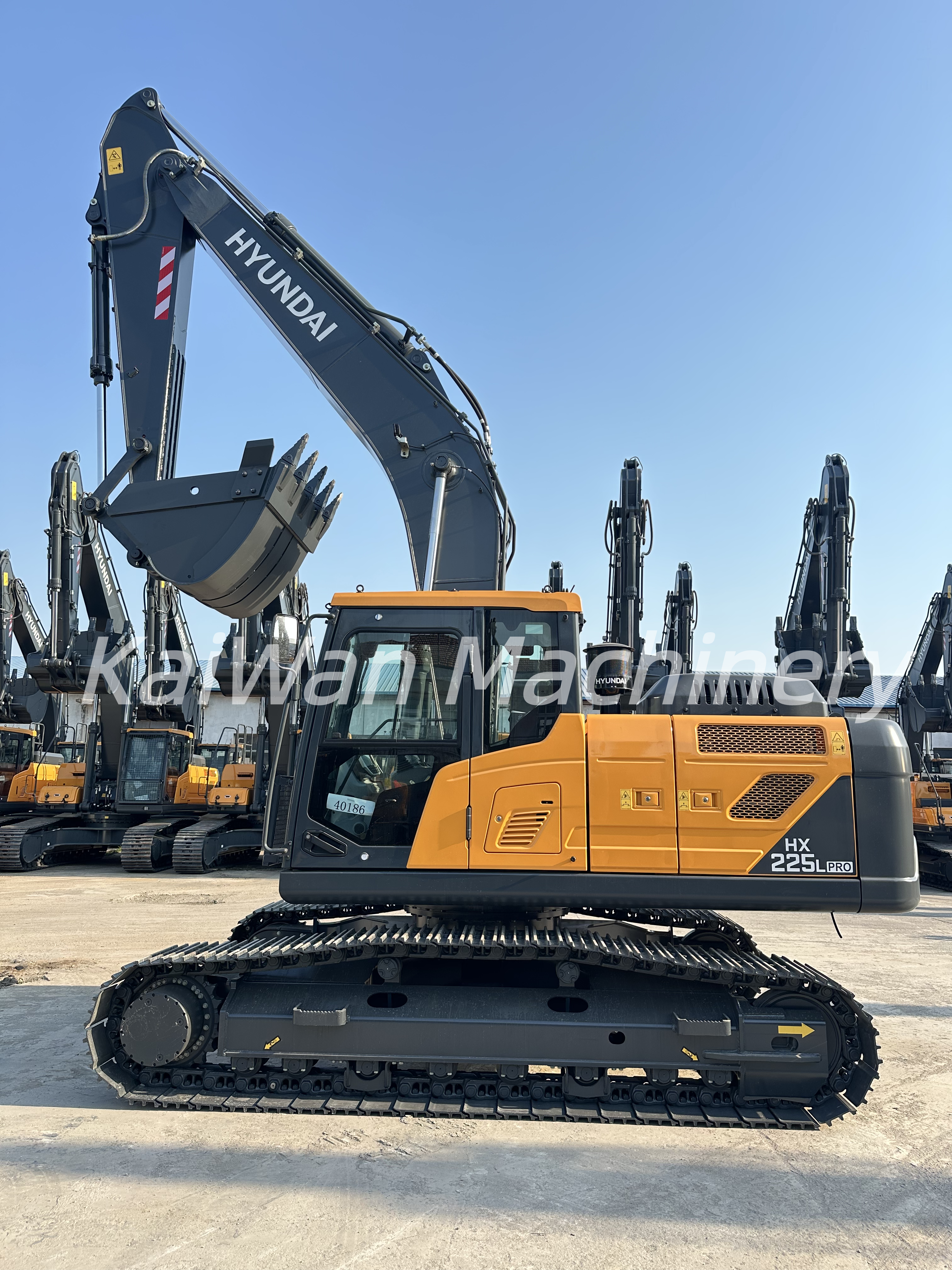 New HYUNDAI HX225Lpro Excavator