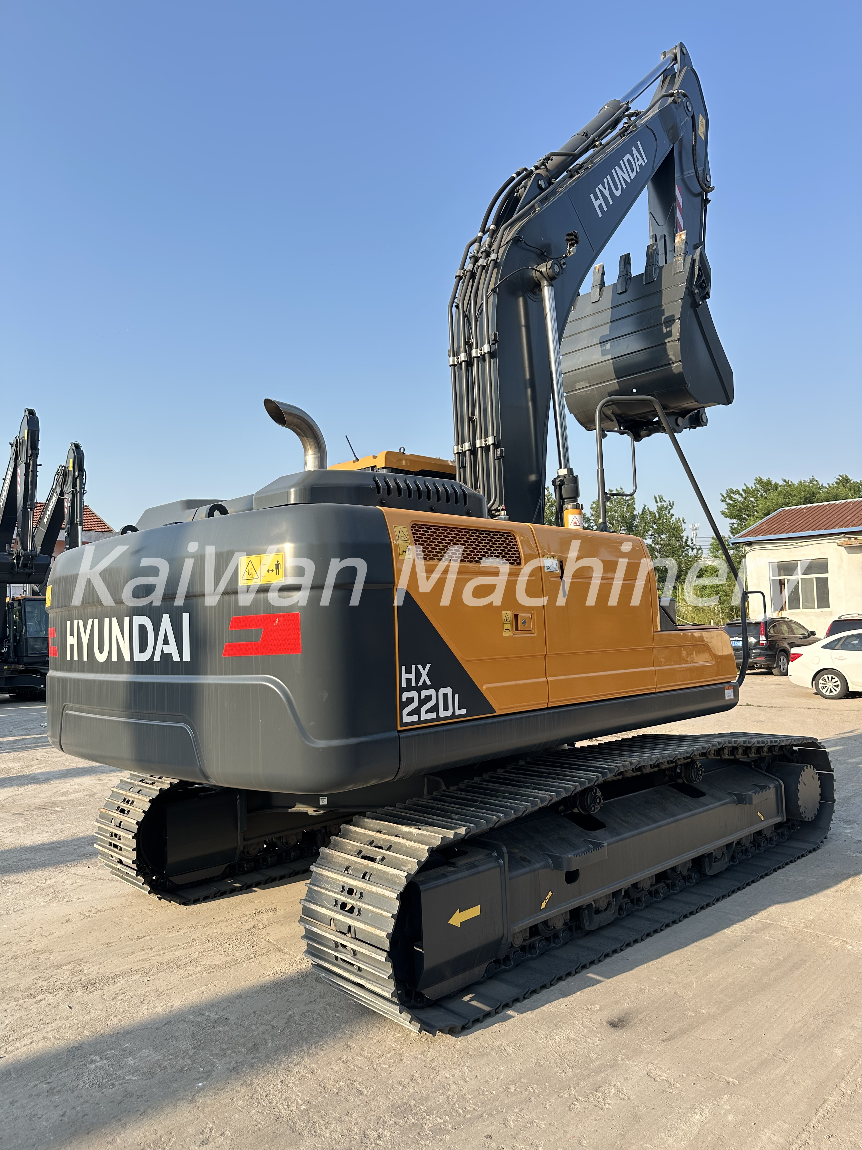 New HYUNDAI HX220L Excavator