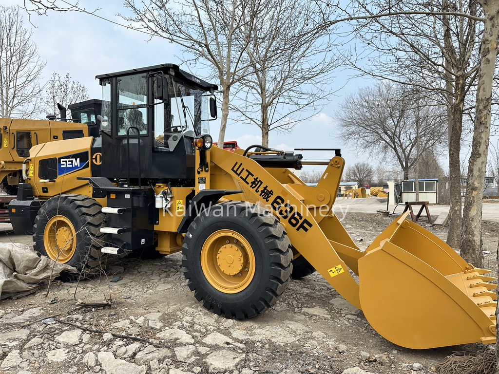 New SEM 636F Loader