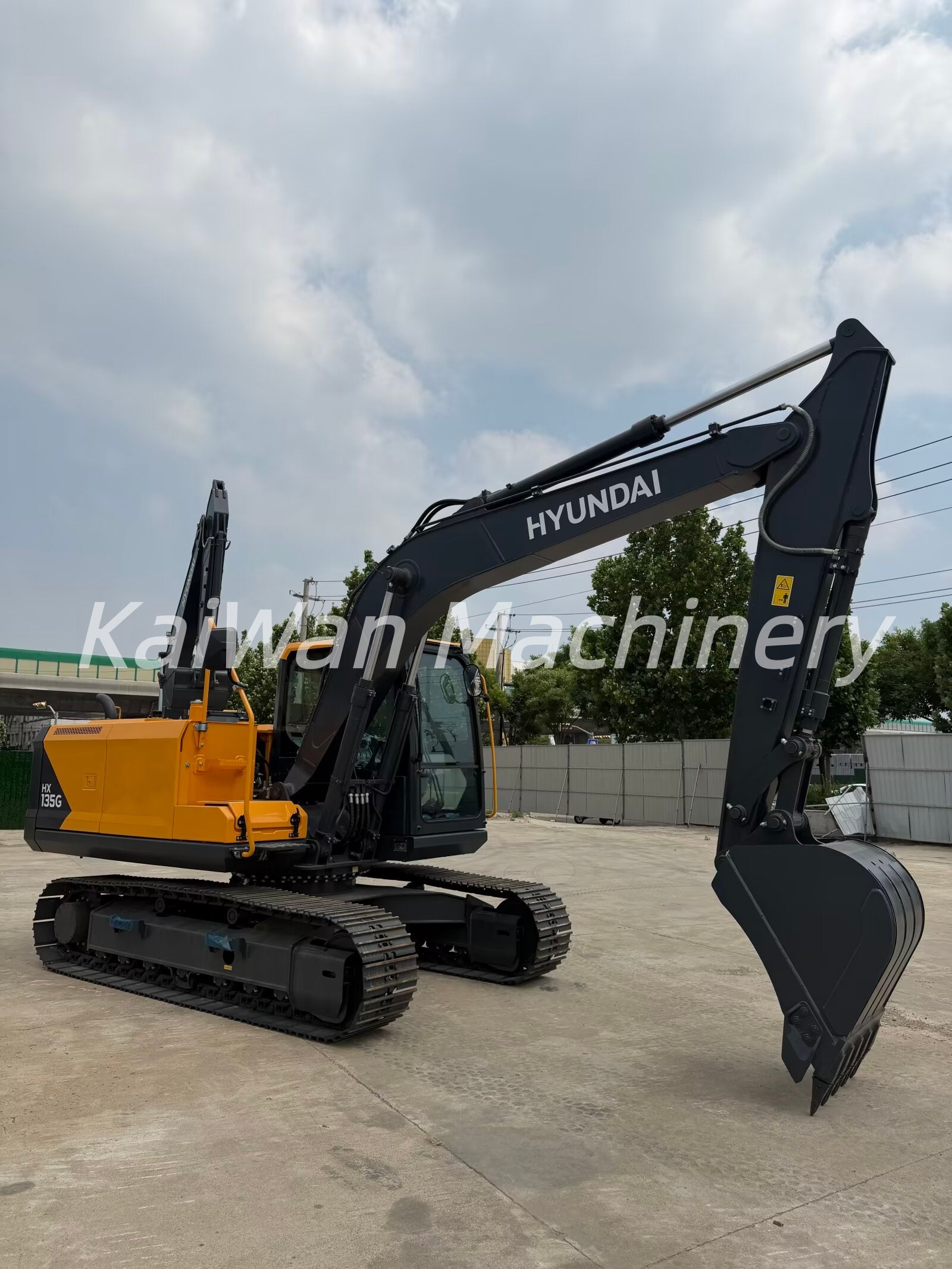 New HYUNDAI HX135G Excavator