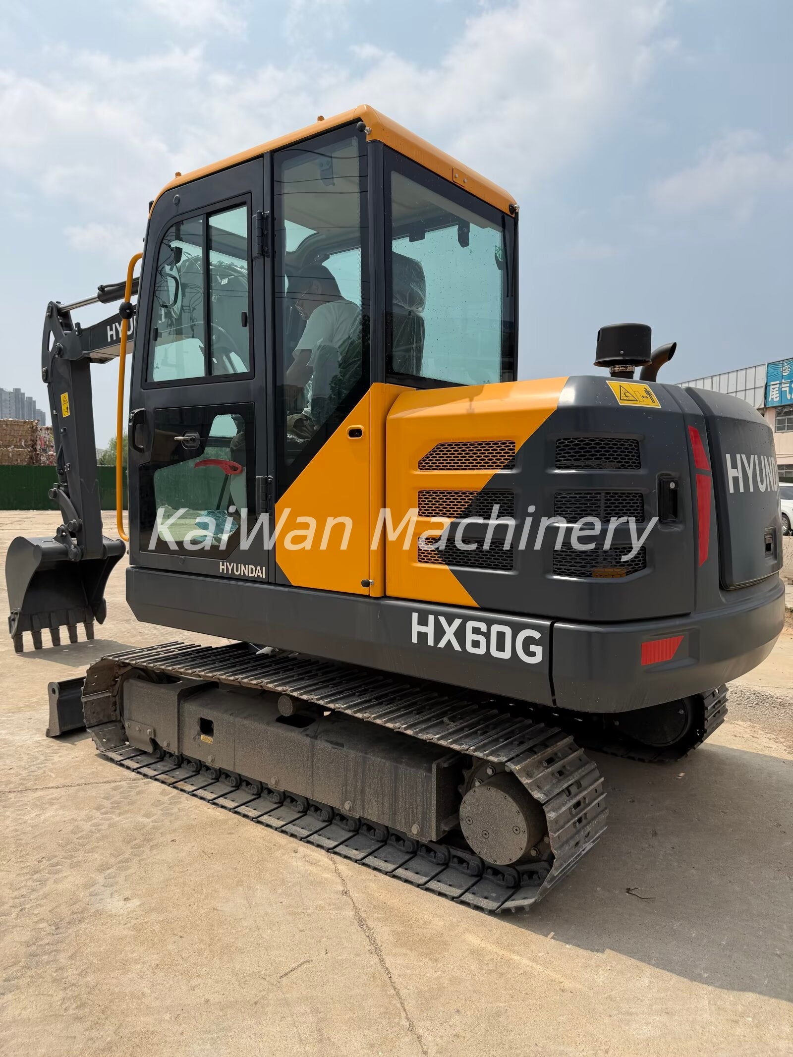 New HYUNDAI HX60G Excavator